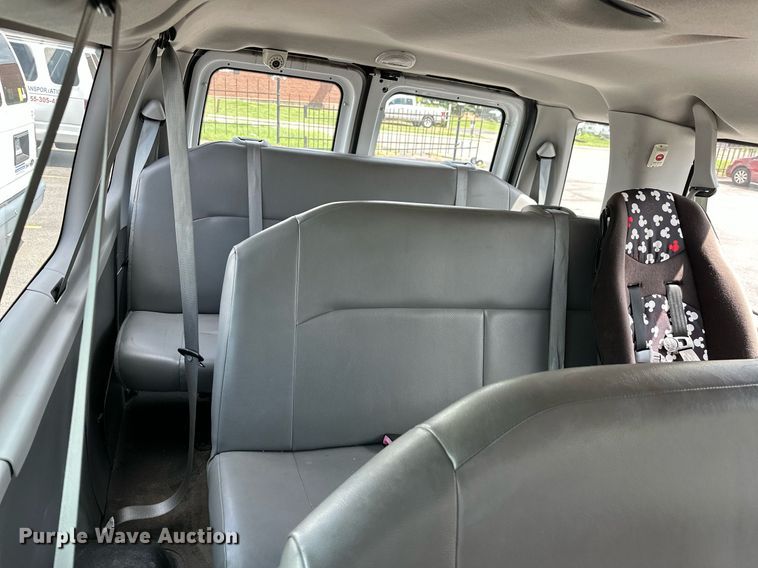 image for item DP3110 2013 Ford E350 Super Duty  van