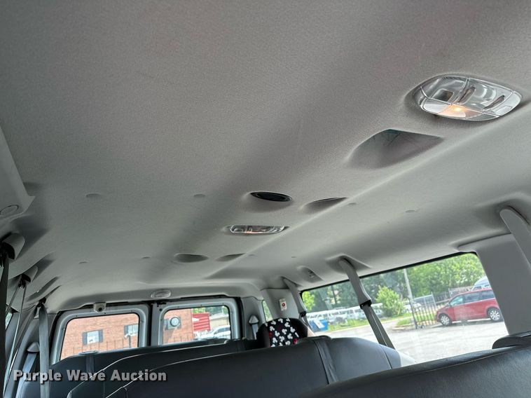 image for item DP3110 2013 Ford E350 Super Duty  van