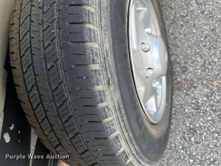 image for item DP3110 2013 Ford E350 Super Duty  van