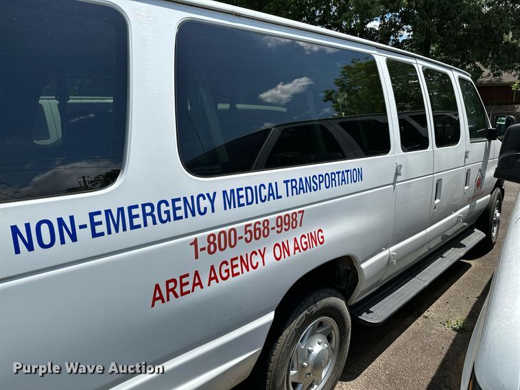 image for item DP3111 2013 Ford E350 Super Duty  van