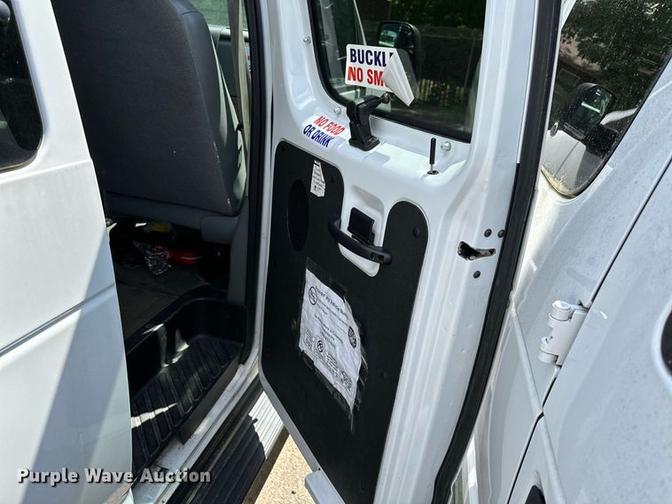 image for item DP3111 2013 Ford E350 Super Duty  van