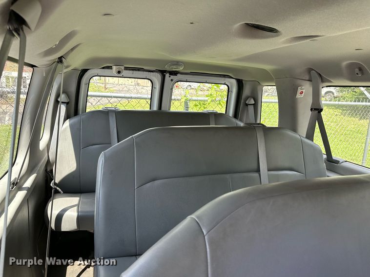 image for item DP3111 2013 Ford E350 Super Duty  van