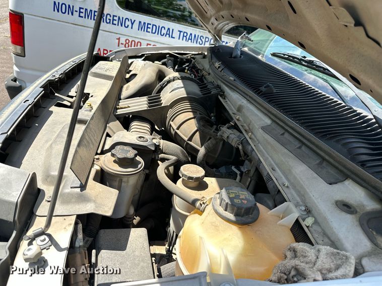 image for item DP3111 2013 Ford E350 Super Duty  van