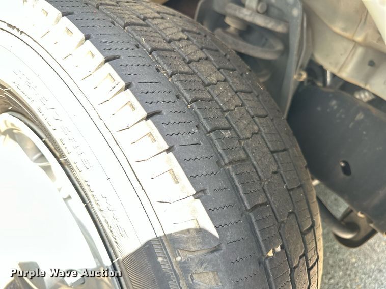 image for item DP3111 2013 Ford E350 Super Duty  van