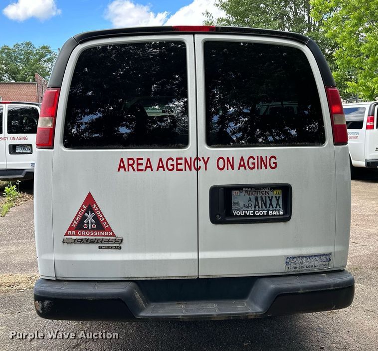 image for item DP3113 2014 Chevrolet Express 3500  van