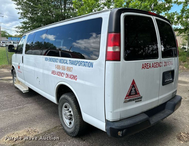 image for item DP3113 2014 Chevrolet Express 3500  van