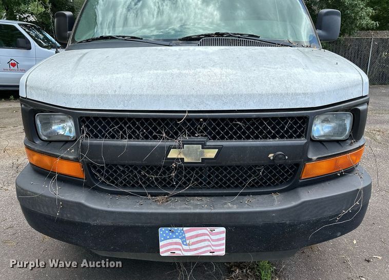 image for item DP3113 2014 Chevrolet Express 3500  van