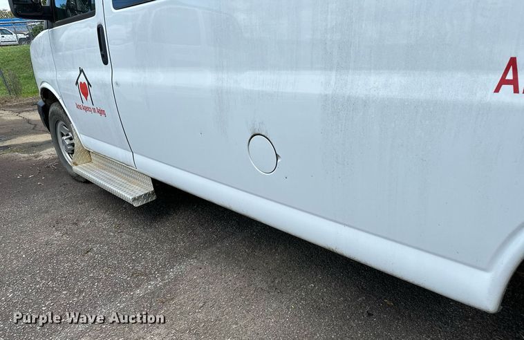 image for item DP3113 2014 Chevrolet Express 3500  van