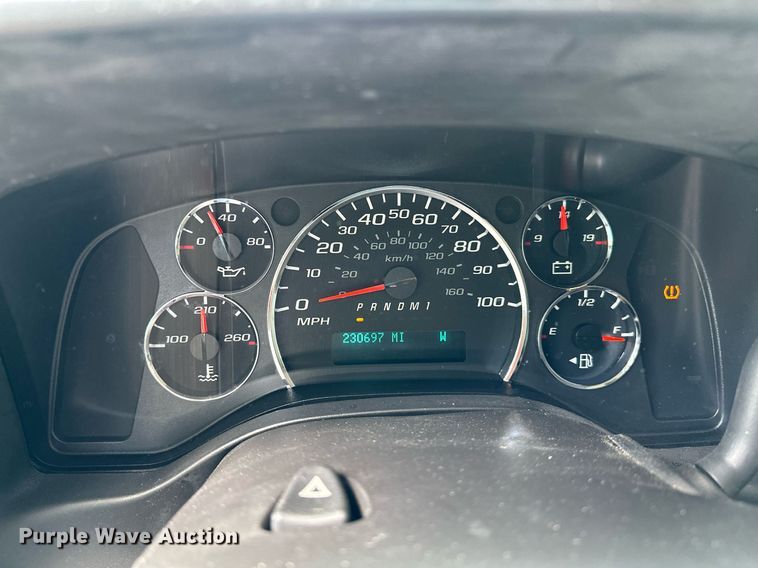 image for item DP3113 2014 Chevrolet Express 3500  van