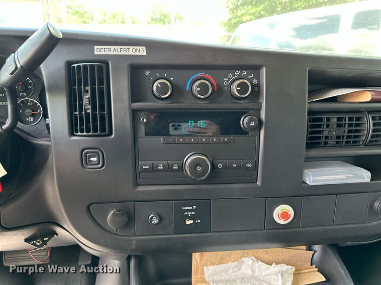 image for item DP3113 2014 Chevrolet Express 3500  van