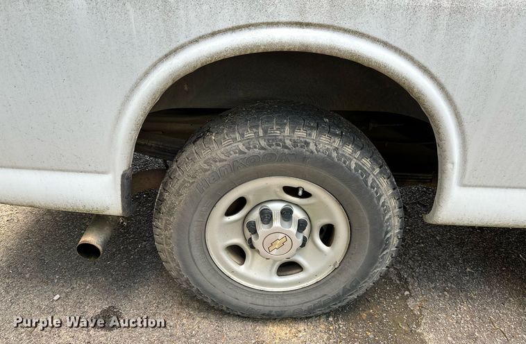 image for item DP3113 2014 Chevrolet Express 3500  van