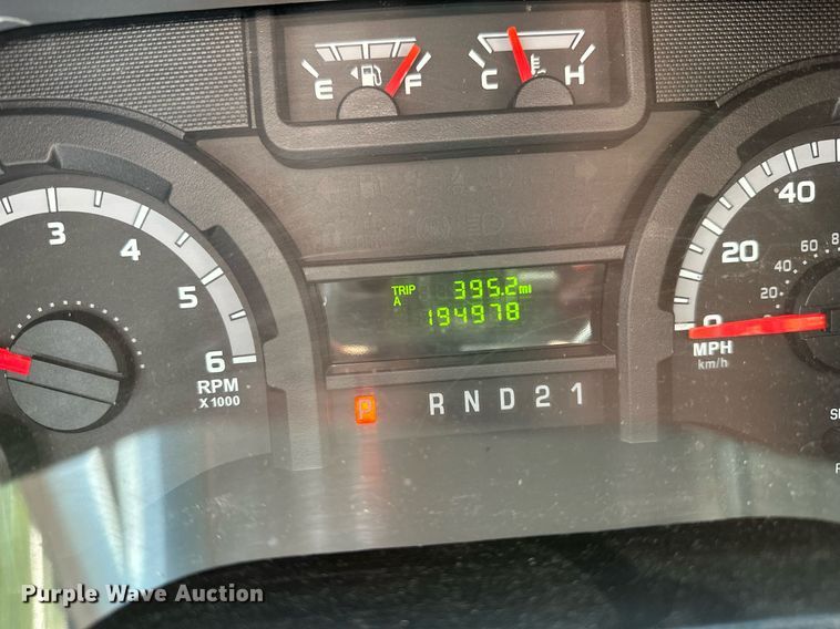 image for item DP3114 2013 Ford E350 Super Duty XL  van