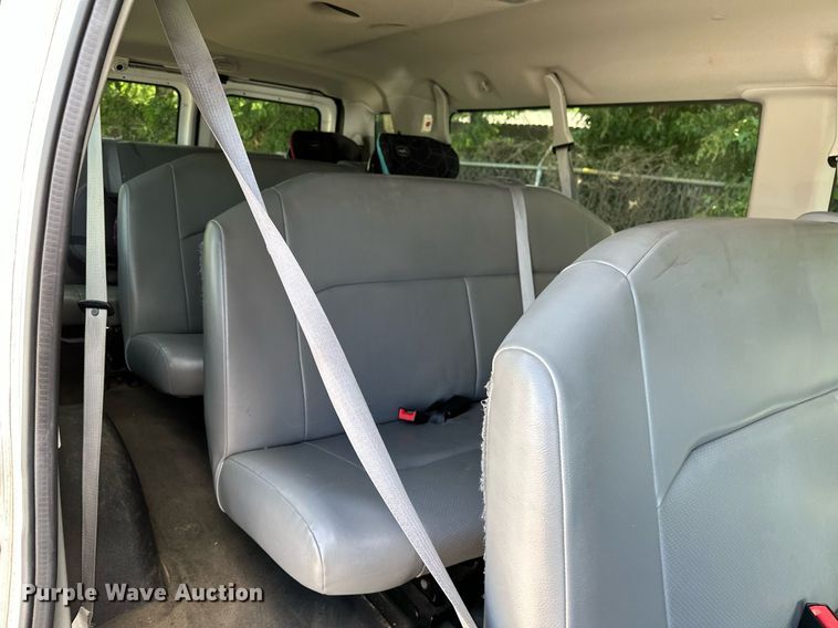 image for item DP3114 2013 Ford E350 Super Duty XL  van