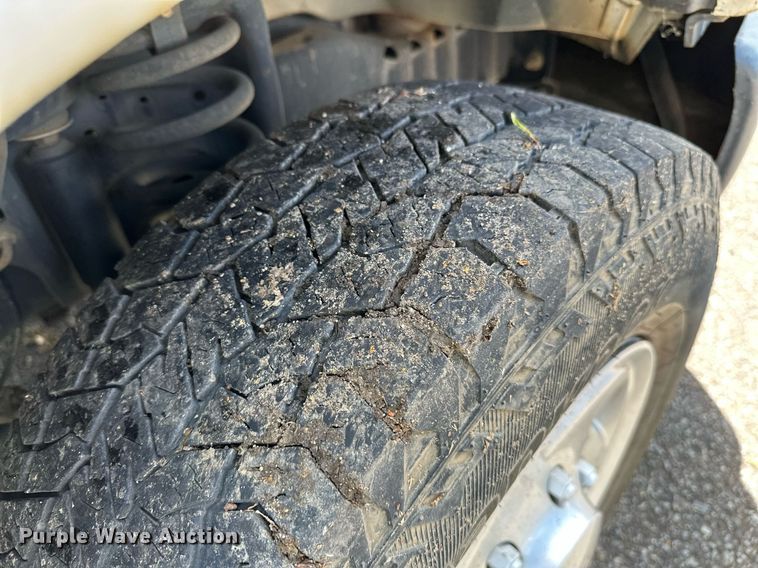 image for item DP3114 2013 Ford E350 Super Duty XL  van