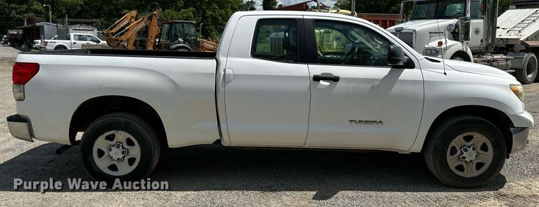 image for item DP3125 2008 Toyota Tundra  Double Cab pickup truck