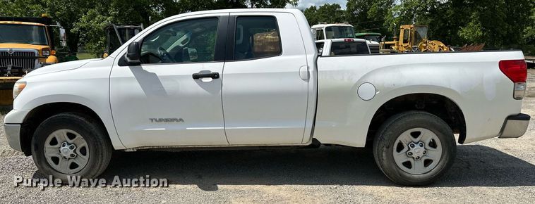 image for item DP3125 2008 Toyota Tundra  Double Cab pickup truck