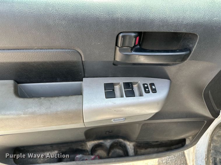 image for item DP3125 2008 Toyota Tundra  Double Cab pickup truck