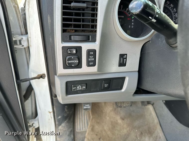 image for item DP3125 2008 Toyota Tundra  Double Cab pickup truck