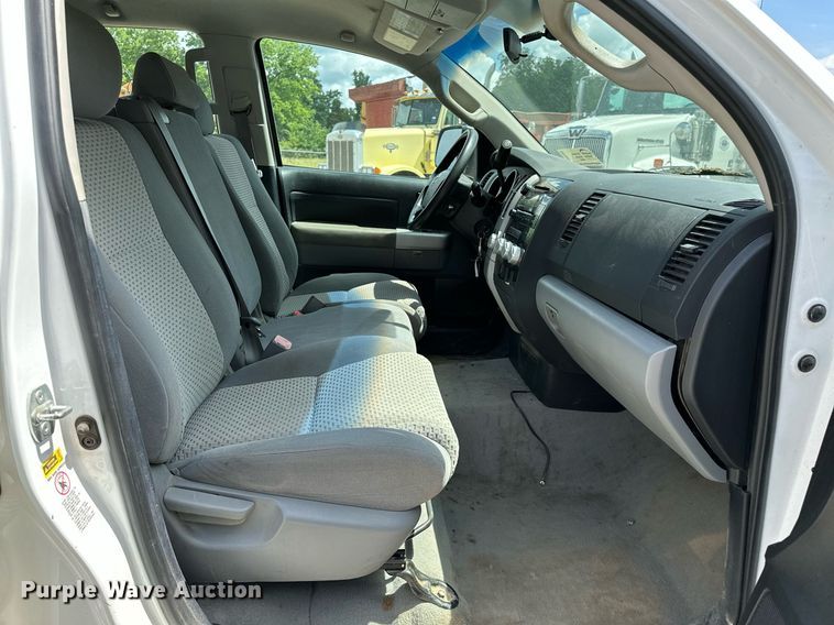 image for item DP3125 2008 Toyota Tundra  Double Cab pickup truck