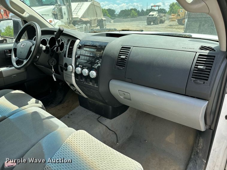 image for item DP3125 2008 Toyota Tundra  Double Cab pickup truck