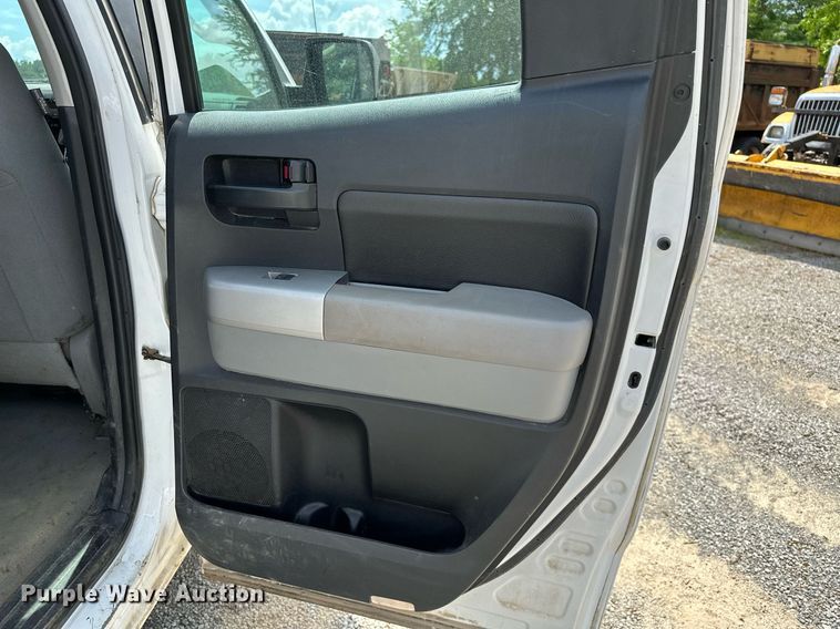 image for item DP3125 2008 Toyota Tundra  Double Cab pickup truck