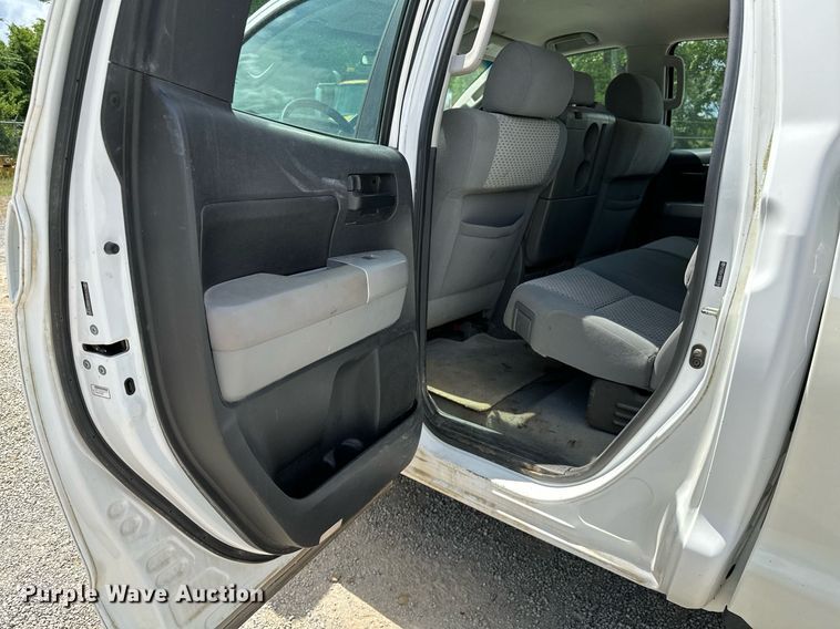 image for item DP3125 2008 Toyota Tundra  Double Cab pickup truck