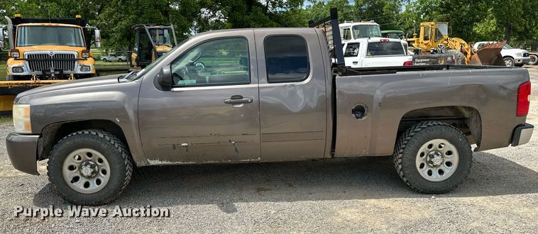 image for item DP3126 2008 Chevrolet Silverado 1500  Ext. Cab pickup truck