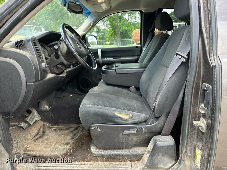 image for item DP3126 2008 Chevrolet Silverado 1500  Ext. Cab pickup truck