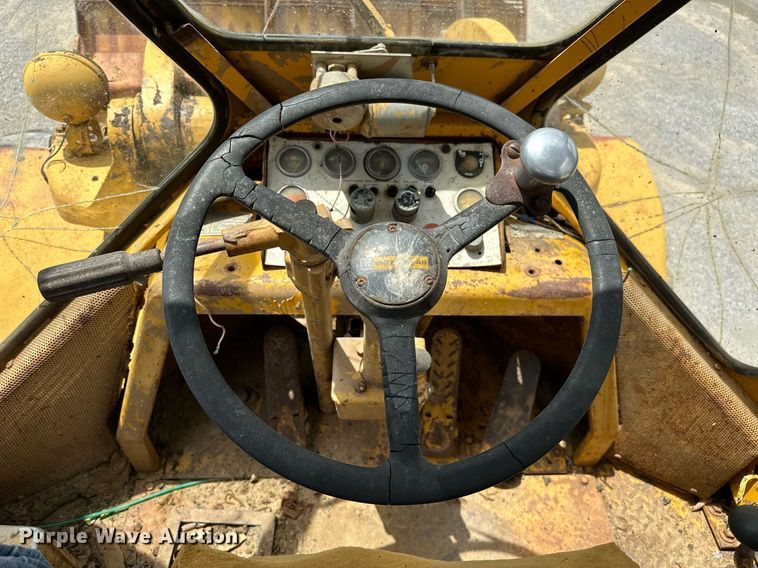 image for item DP3127 1978 Caterpillar 966C  wheel loader