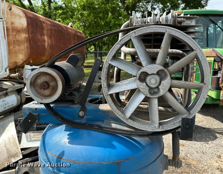 image for item DP3129 AT-5080V air compressor