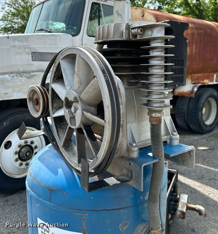 image for item DP3129 AT-5080V air compressor