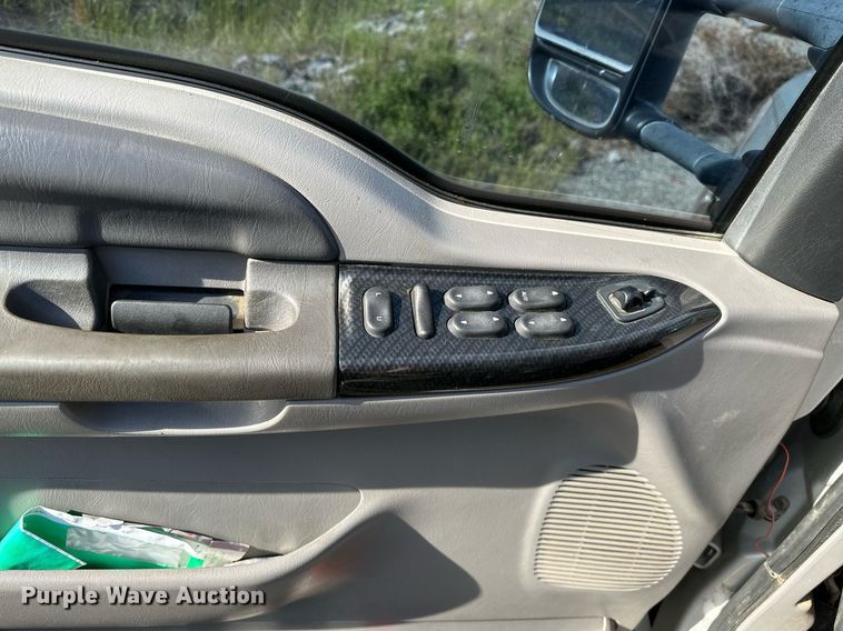 image for item DP3131 2000 Ford Excursion  SUV