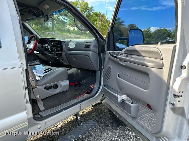 image for item DP3131 2000 Ford Excursion  SUV