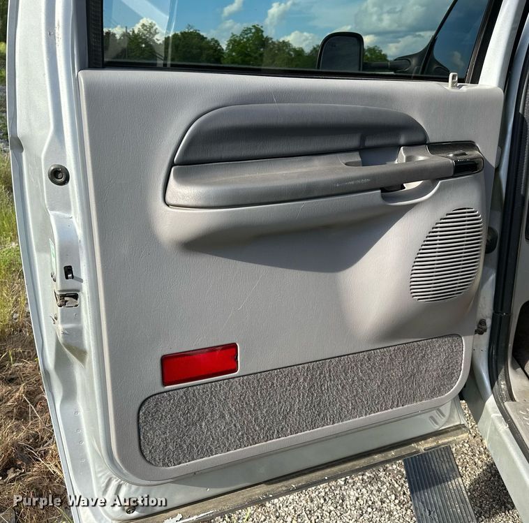 image for item DP3131 2000 Ford Excursion  SUV