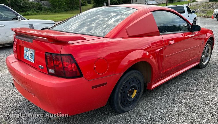 image for item DP3132 2001 Ford Mustang