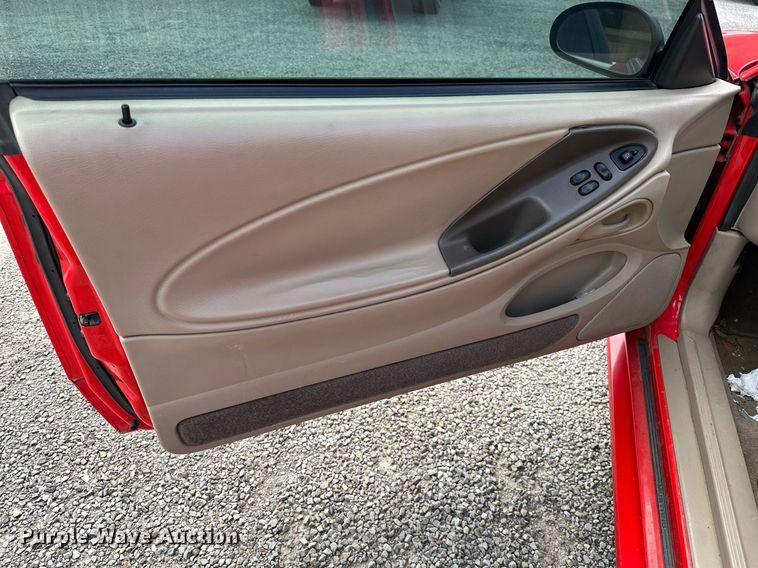 image for item DP3132 2001 Ford Mustang