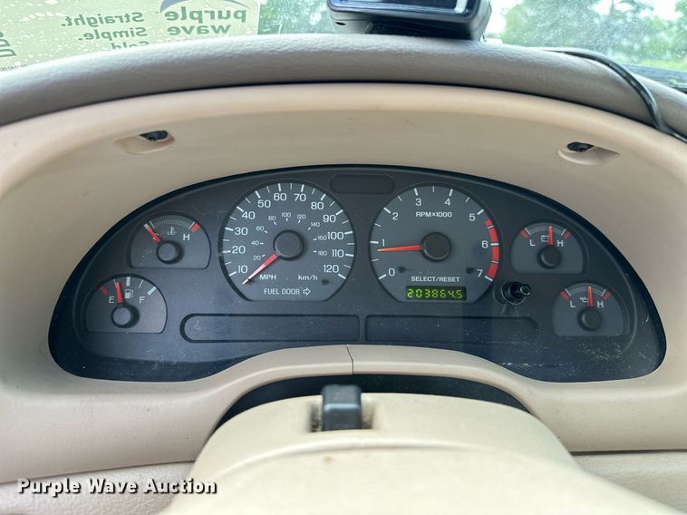 image for item DP3132 2001 Ford Mustang