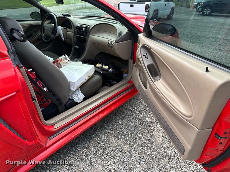 image for item DP3132 2001 Ford Mustang