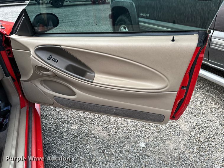 image for item DP3132 2001 Ford Mustang