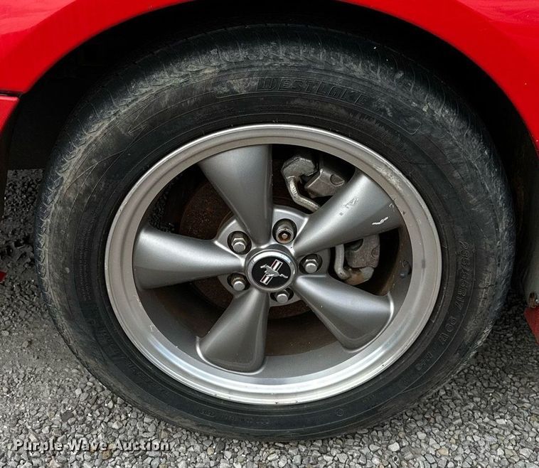 image for item DP3132 2001 Ford Mustang
