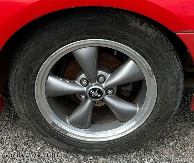 image for item DP3132 2001 Ford Mustang