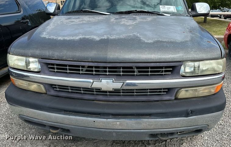 image for item DP3133 2000 Chevrolet Silverado 1500  Ext. Cab pickup truck