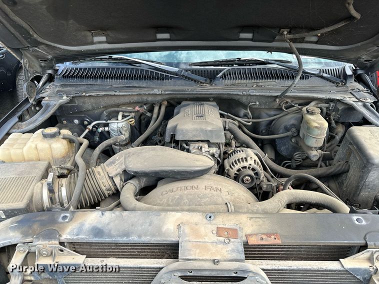 image for item DP3133 2000 Chevrolet Silverado 1500  Ext. Cab pickup truck