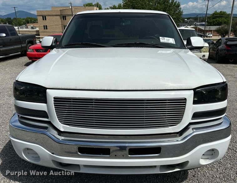 image for item DP3134 2006 GMC Sierra 1500  pickup truck