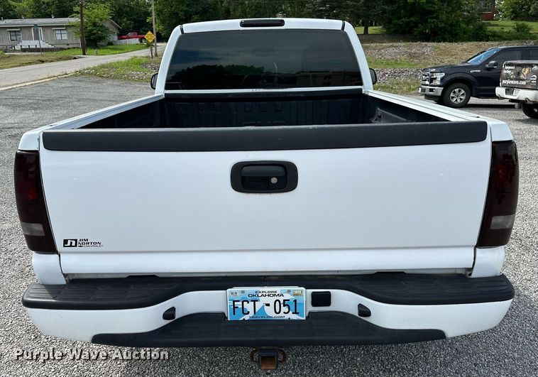 image for item DP3134 2006 GMC Sierra 1500  pickup truck