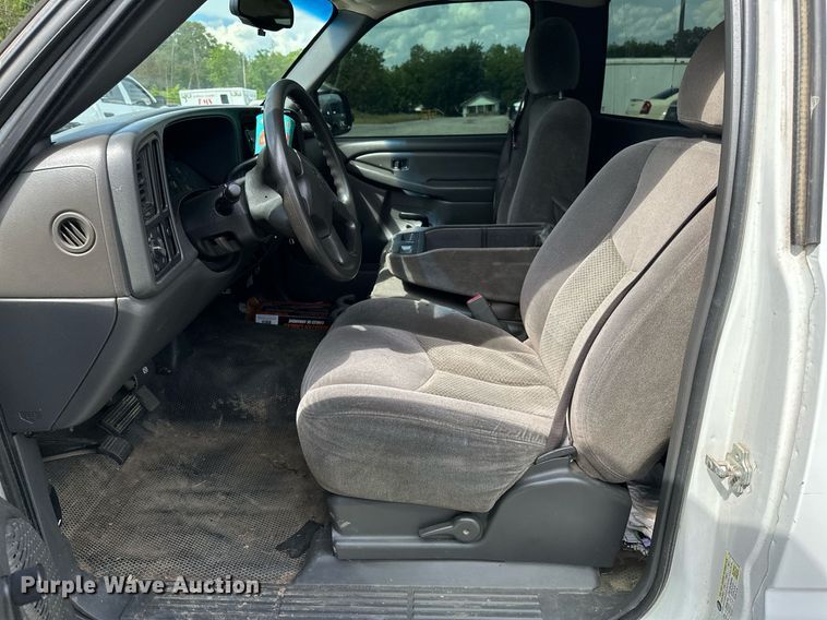 image for item DP3134 2006 GMC Sierra 1500  pickup truck