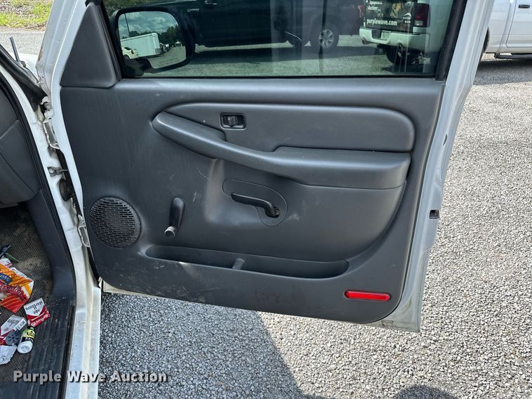 image for item DP3134 2006 GMC Sierra 1500  pickup truck