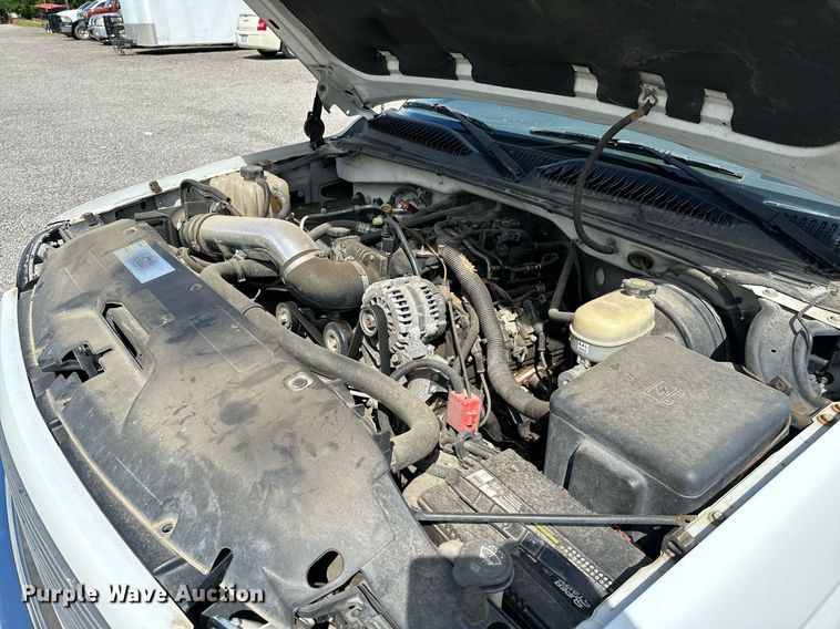 image for item DP3134 2006 GMC Sierra 1500  pickup truck