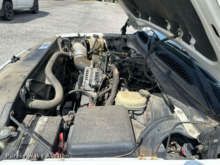 image for item DP3134 2006 GMC Sierra 1500  pickup truck