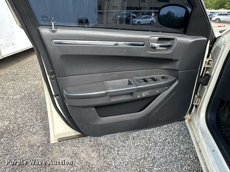 image for item DP3135 2008 Chrysler 300